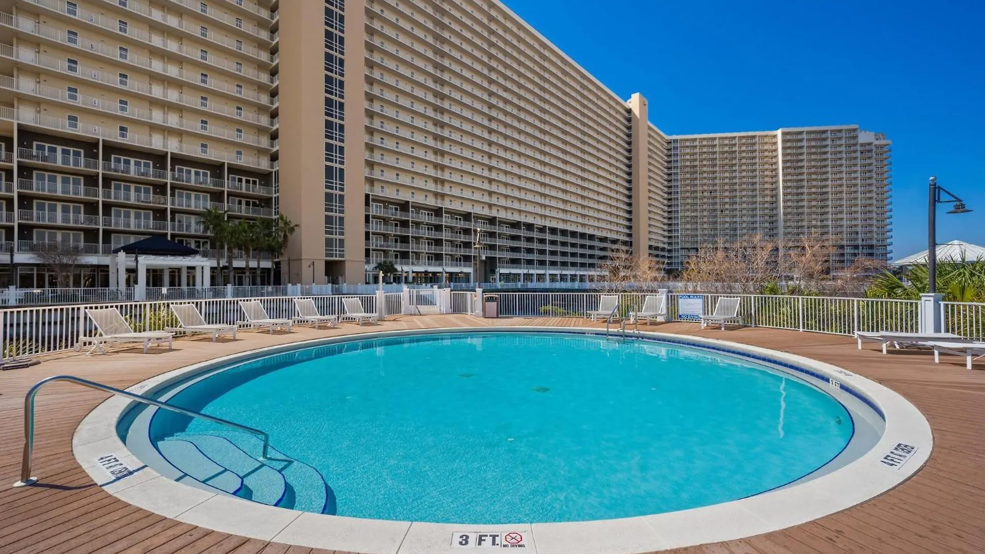 Laketown Wharf 1510 Panama City Beach Apartman